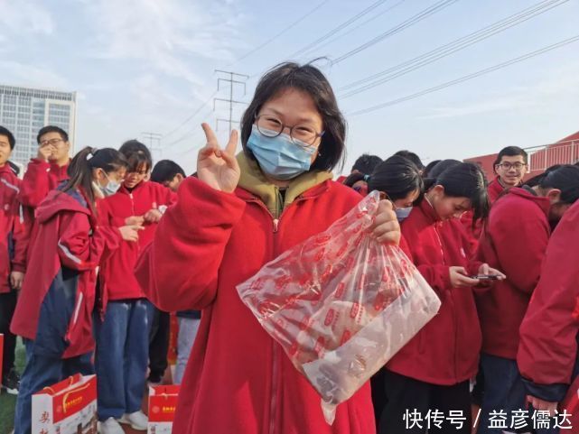 中学|牛，中学发12000斤猪肉奖励学生，羡慕！学校：努力就有肉吃