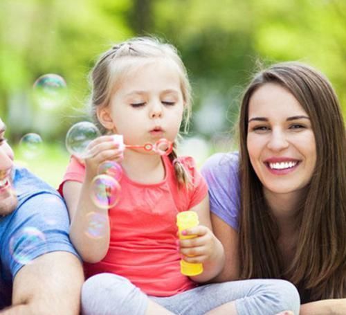 家长|孩子发脾气时,家长第一句回应很重要,聪明的家长都这样做!