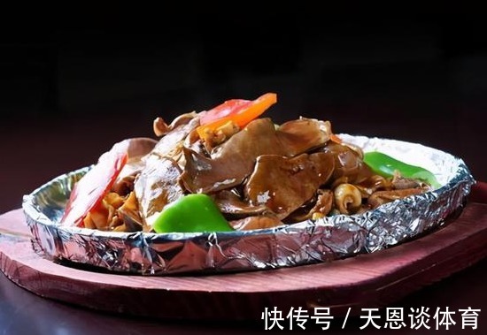 血糖升高|血糖高的人，不能喝小米粥？提醒：要想血糖稳定，这2物要少吃