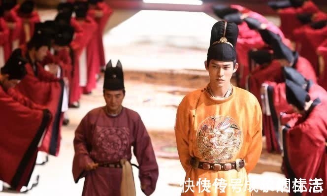 曹操$鬼谷子人生无望时,牢记这3句核心精华,事业上如日中天!