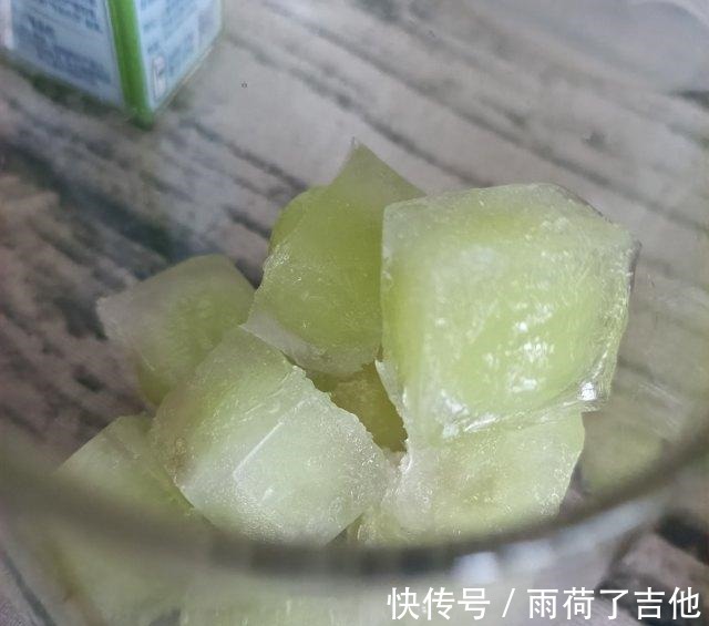凉粉|网红饮品绿峰有礼,做法简单,超级好喝!
