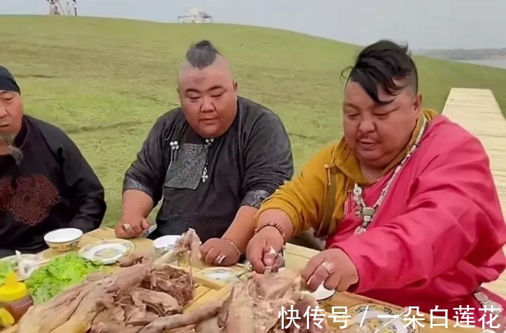 我们是需要正能量的吃播，还是用铺张浪费吸引眼球的视频