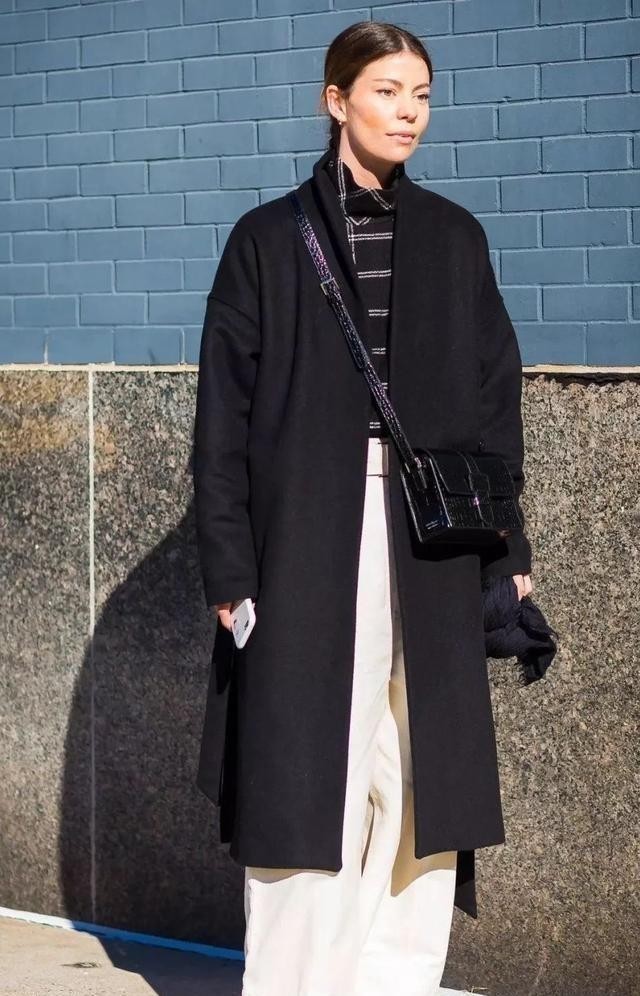 高贵 跟着欧美流行色走,搭配大衣不会出错,让你时髦整个秋冬