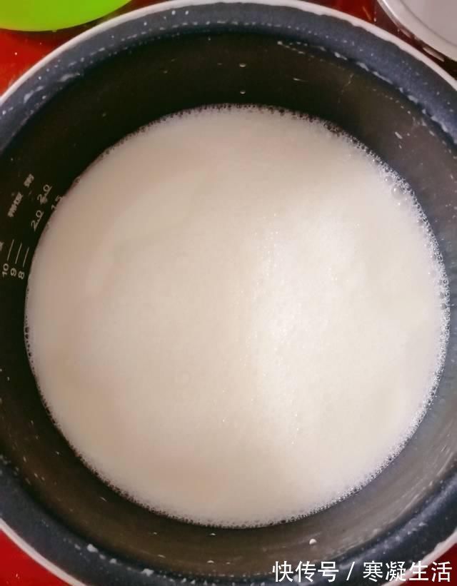 自制凉皮，筋道爽滑，健康无添加第一次制作非常成功，这里有图有详解