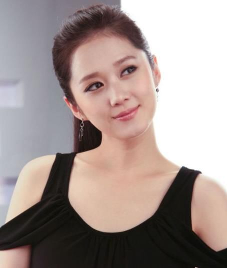 小春哥|假唱翻车的8个歌手，一个比一个离谱，有人拿反麦克风唱完整首歌