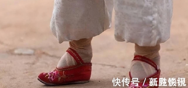 抽脂 “裹小脚”式审美!33岁网红“手术抽脂”身亡:ICU内熬了2个月!