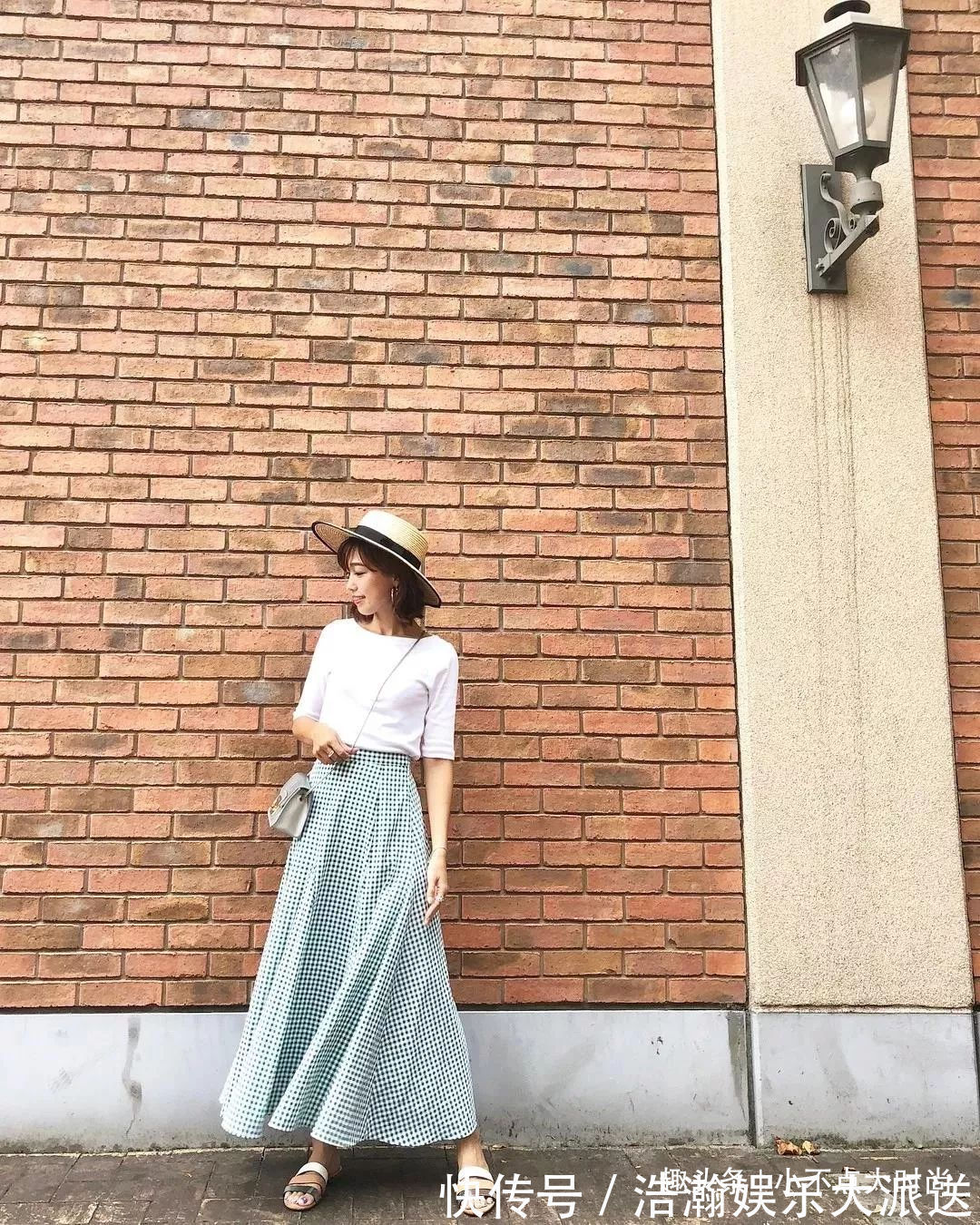 高腰线 日本小个子妈妈初秋穿搭真显高!简约又气质,适合所有小个子!