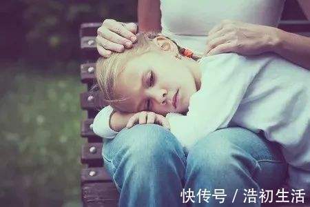 一个好爸爸|家有男孩的,这4种教育要趁早,尤其是第一个,会影响孩子一生!