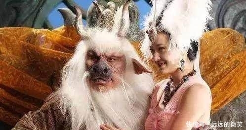 玉面狐狸和比丘美后谁更漂亮?猪八戒这个动作说明,她更美!
