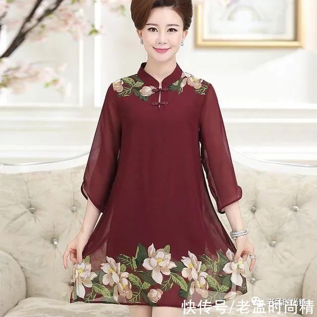 礼物|送给妈妈的连衣裙，2021越穿越年轻的惊喜礼物