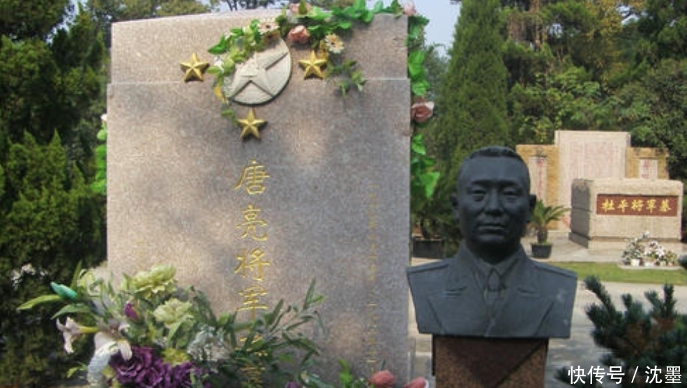 看病|最老实的开国上将：夫人去医院看病，因衣着太过简朴，被护士笑为乡巴佬！