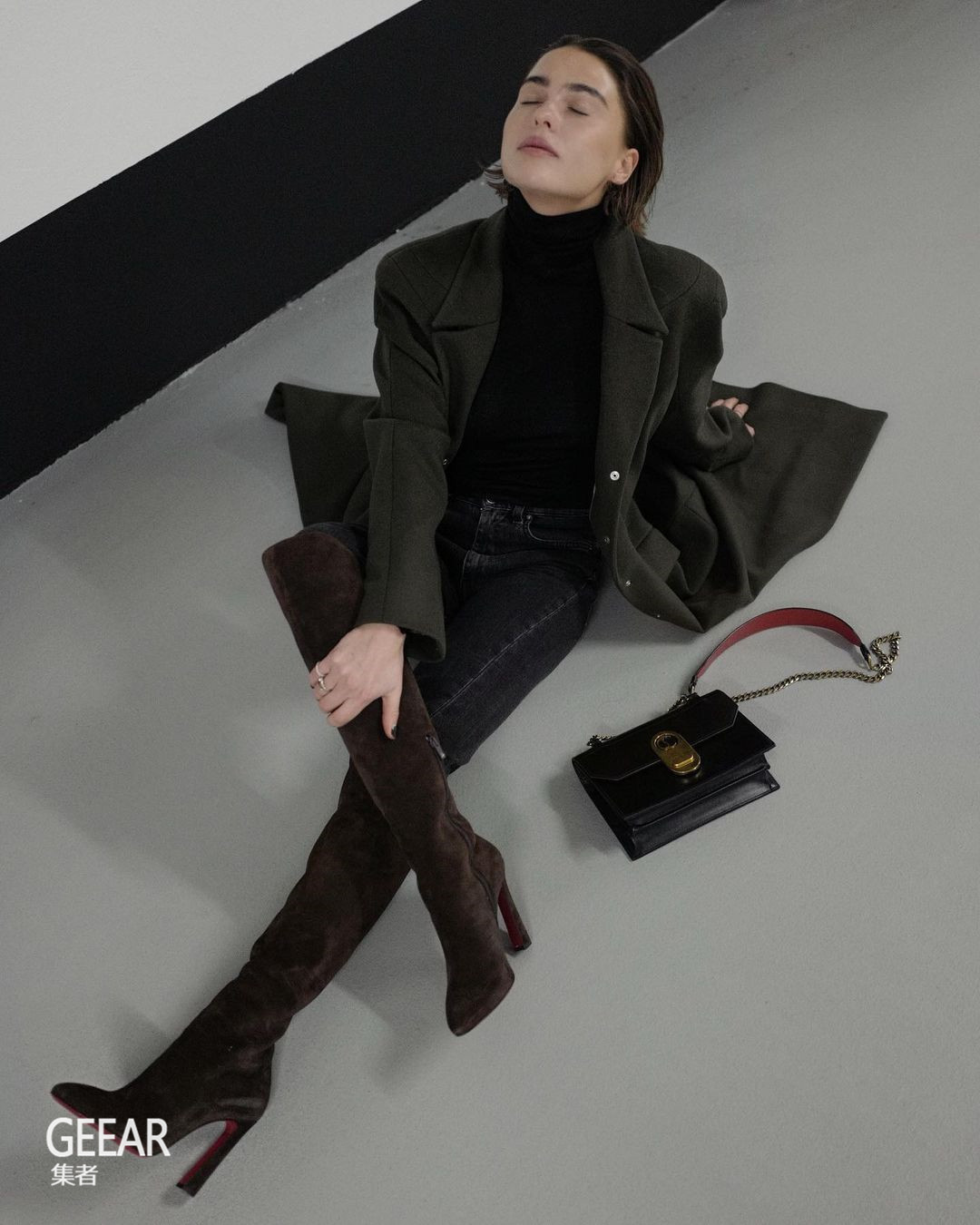 靴子|一秒变时髦的穿搭技巧,裤管扎进靴子的2O1X公式!