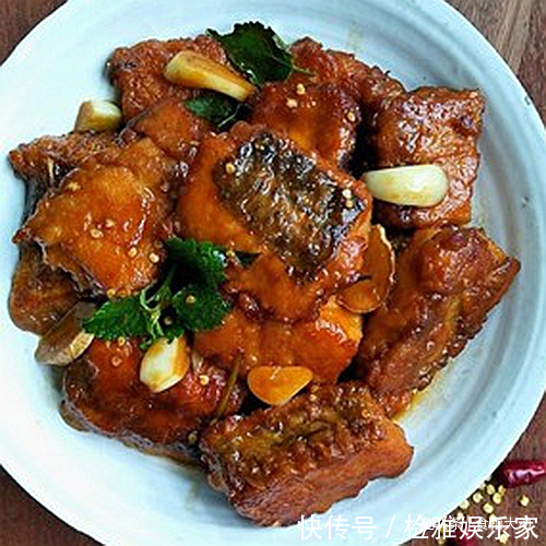 除夕餐桌上超抢手的几道菜，香浓不腻特好吃，佐酒下饭太美味了！