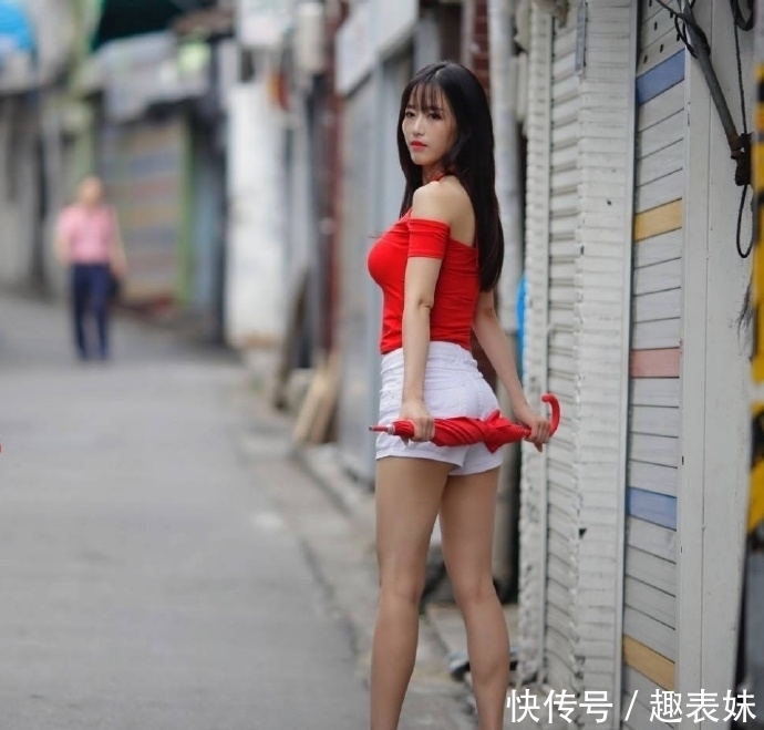 清新|街拍:气质如兰清新的小姐姐,时尚靓丽会穿养眼get不到的美!