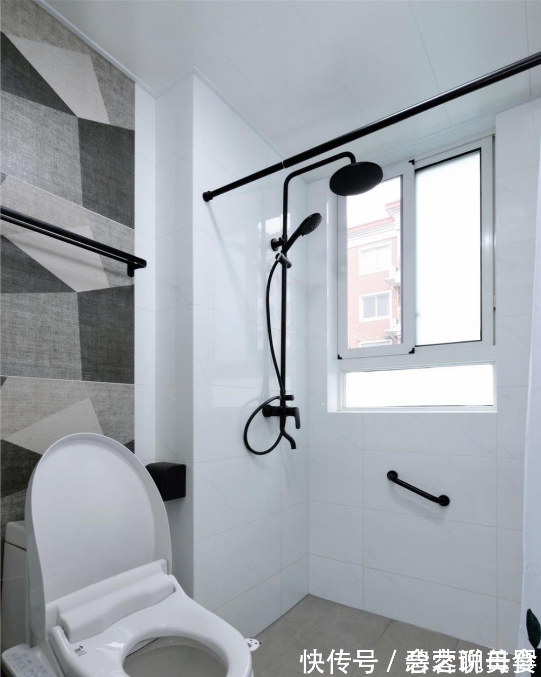 收纳|70㎡北欧两室,客厅不设收纳柜,随孩子任性玩耍!