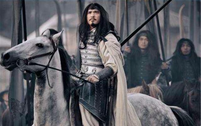 古人讲“英雄脚臭、好汉屁多”,此话怎讲?古人想告诉我们什么?