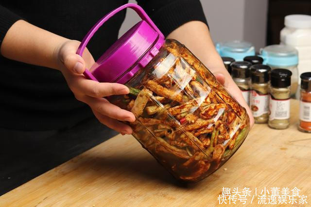 老妈|腌萝卜好吃有诀窍,老妈30年秘制配方,简单又好吃,拿肉都不换