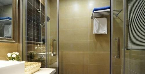 房子|晒晒朋友130㎡的新房,3室2厅好通风,一进门就被震惊了!