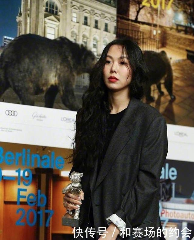 有种“整容“叫年底烫头！这3种卷发时髦显脸小，新年美出新高度