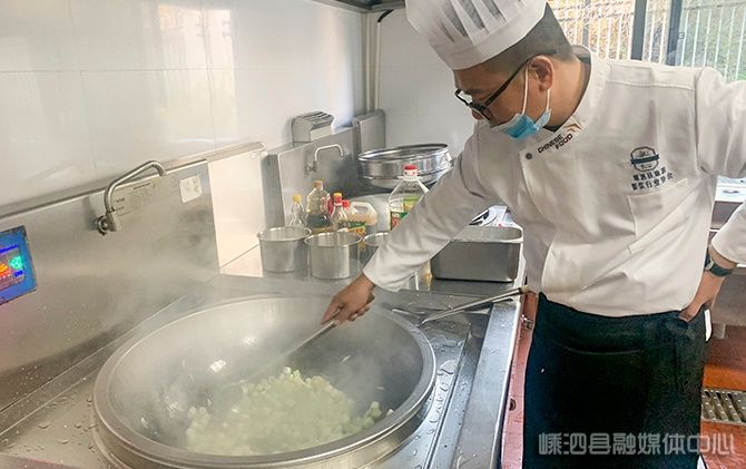 协会|县旅游餐饮行业协会开展关爱老人饮食健康活动