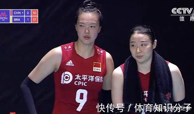 郎平|国际排联官宣,美国女排华裔获大奖!郎平终为错用王梦洁付出代价