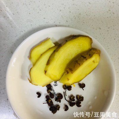 脾胃排骨|这道番茄排骨汤，我一年四季都想吃