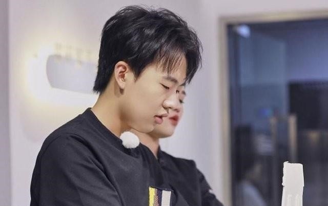 放棄《奔跑吧》和《密室》，郭麒麟選《心動的信號》不虧嗎？