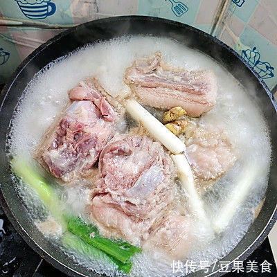 汁儿|梅菜扣肉，要的就是这个家常口儿