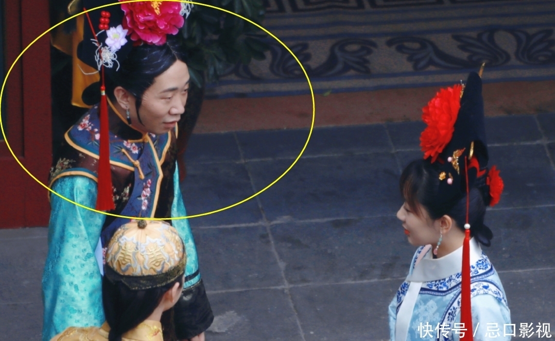杨紫|《萌探》清宫装路透,杨紫紫薇造型娇俏可爱,杨迪容嬷嬷笑死我了