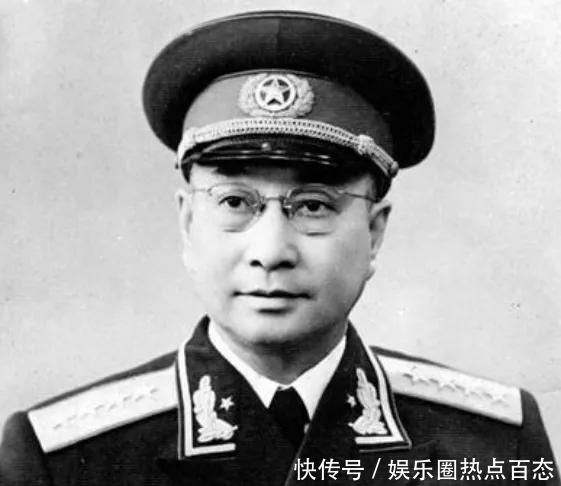 陈赓|康生批评陈赓当年你把蒋介石毙了,哪有今天陈赓一句话回怼