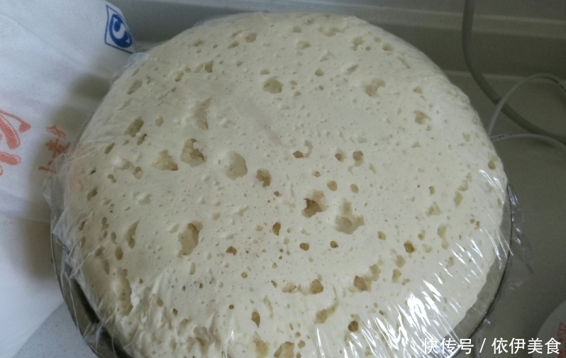 发面|我蒸了12年馒头,第一次学会这样发面,冬天10分钟发好,想学吗?