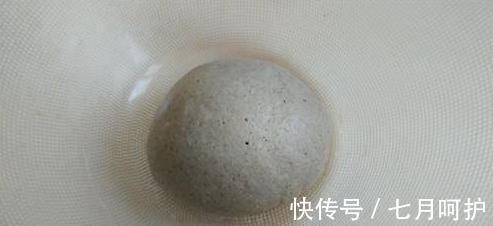 乌黑|白发最怕此菜,每周吃2次,长出新头发,乌黑柔顺,不掉发!