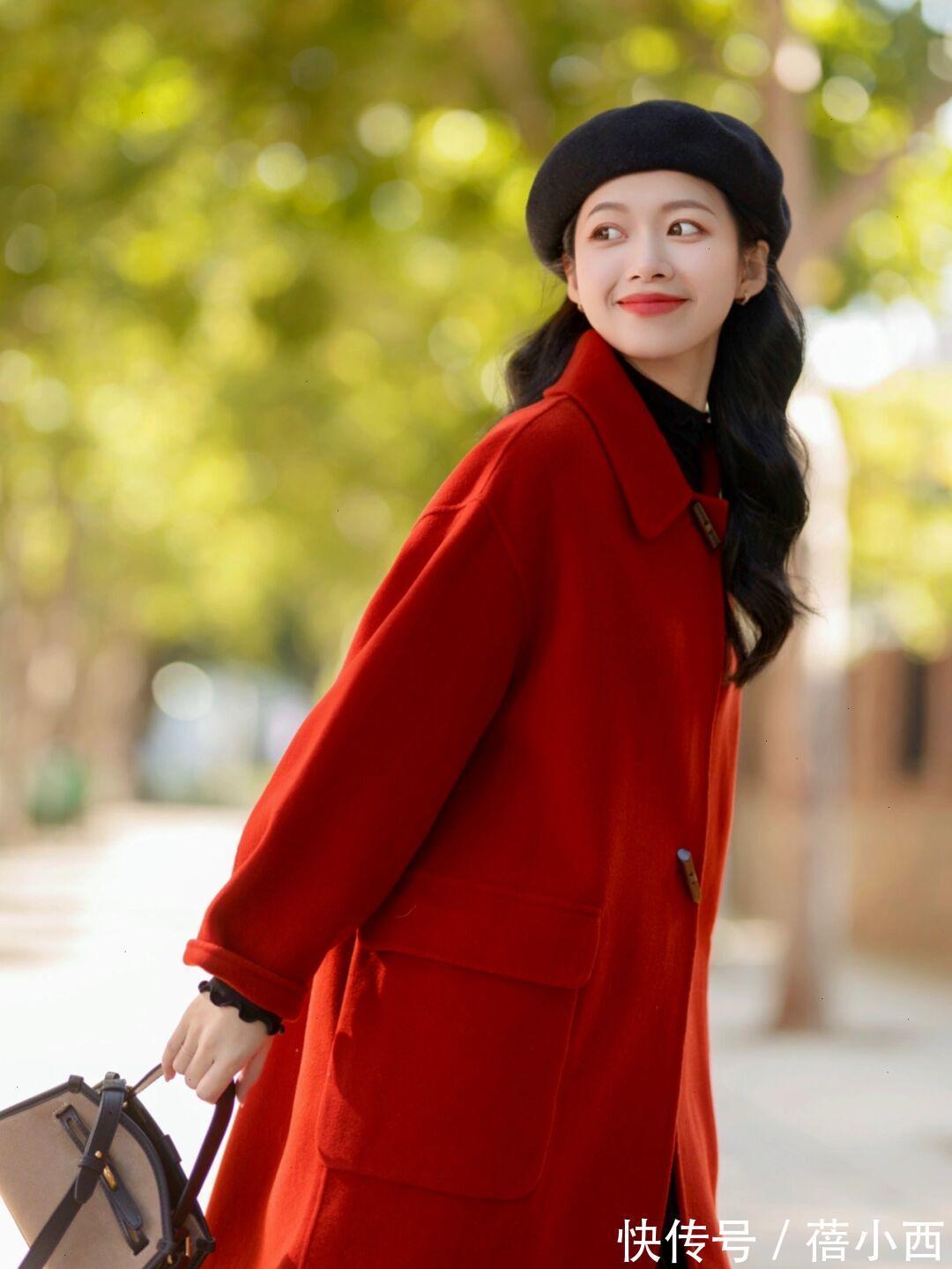 搭配 冬季还是穿“红色大衣”最时髦,搭配黑色或白色,但靠配色就赢了