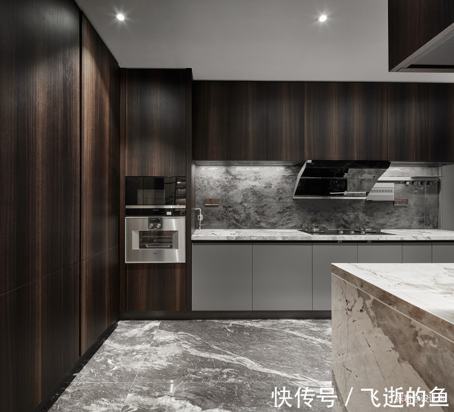 sp设计以简洁的定位而起