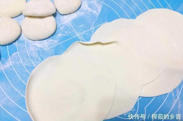 萝卜|不用发面也能做出鲜香味美的大包子，薄皮大馅，一出锅就被抢光了