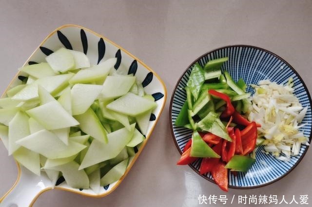 冬天|冬天吃黄瓜不如吃它,钙含量是黄瓜的3倍,价格却比黄瓜便宜