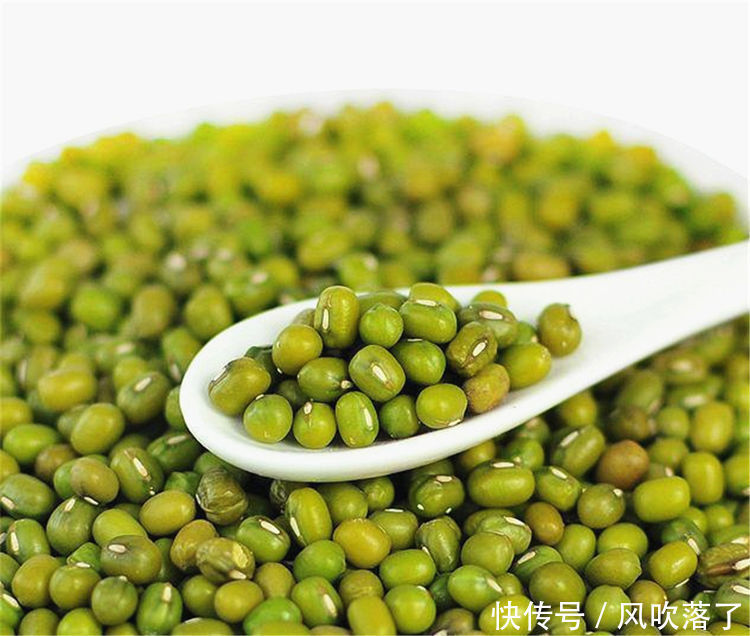寒冷的冬天来了,三种食物给孩子吃,营养丰富,促进胃部消化