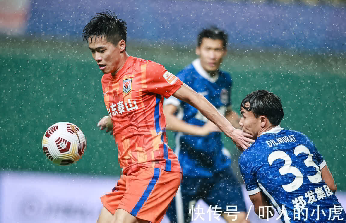田鑫|两外援因伤缺席，两名小将进球，泰山队替补阵容2-0完胜广州队