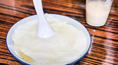 它才是天然“黃體酮”，隔三岔五吃一點，皮膚絲滑嫩白，消痘痘