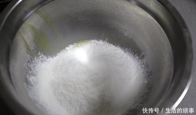 不用烤箱不用电饭煲,随便一口锅,蛋糕蒸出来,无油少糖不上火