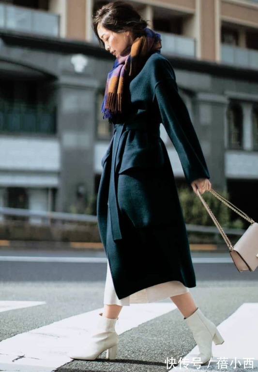 冬日 冬天过了一大半,你还不懂要买什么鞋?赶紧学日杂的气质短靴穿搭