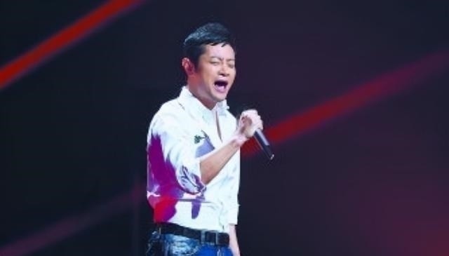 过气大牌歌手参加选秀想翻红，被后辈导师淘汰，自认没错当场发火