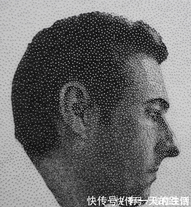 木板!画家在木板上钉了5000枚钉子,用一根线“乱绕”,结果绕出一幅画