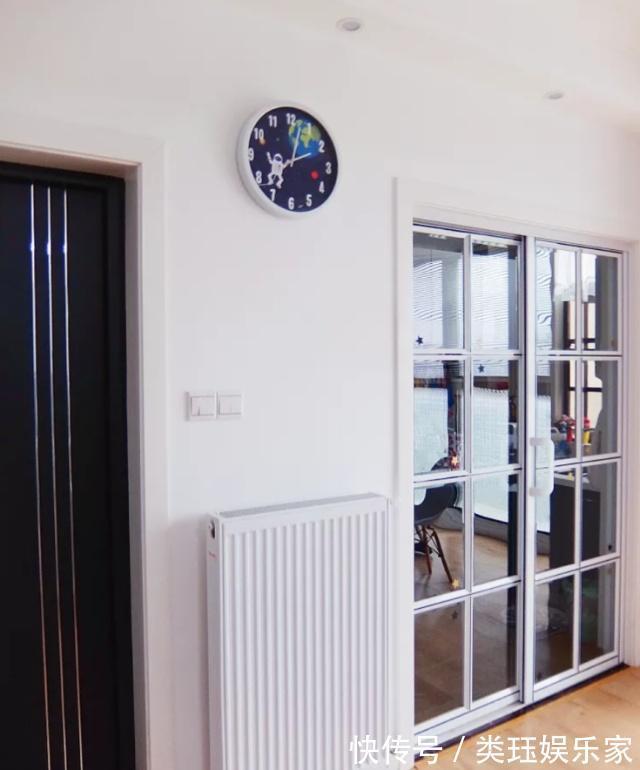 客餐厅|老婆坚持在沙发背后“打矮柜”，挤出小书房！聪明极了，晒晒全屋