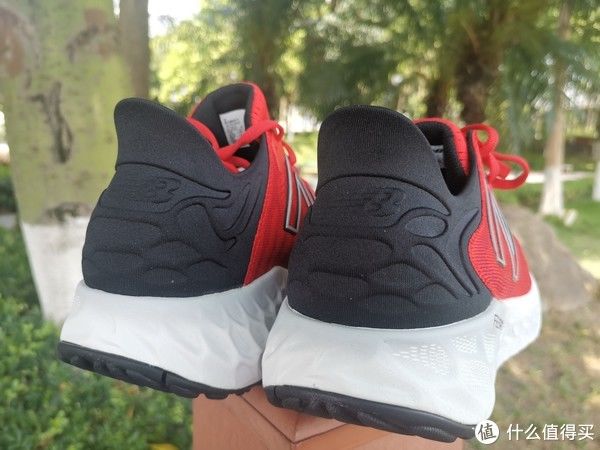 旗舰|旗舰缓震跑鞋也可以很轻盈——NB Fresh Foam 1080 V11 跑鞋测评