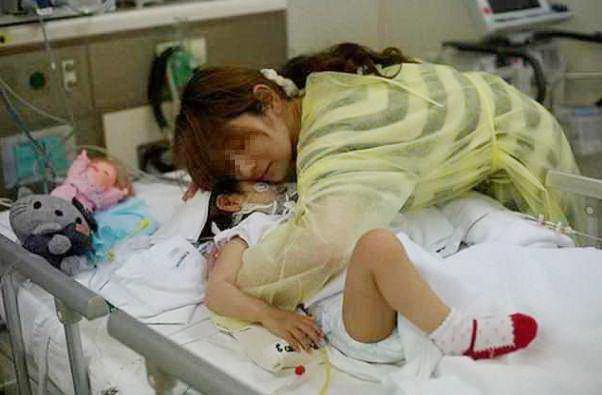 孕妈|5个月大胎儿被查出畸形,孕妈执意生下来,医生孩子“毁”了