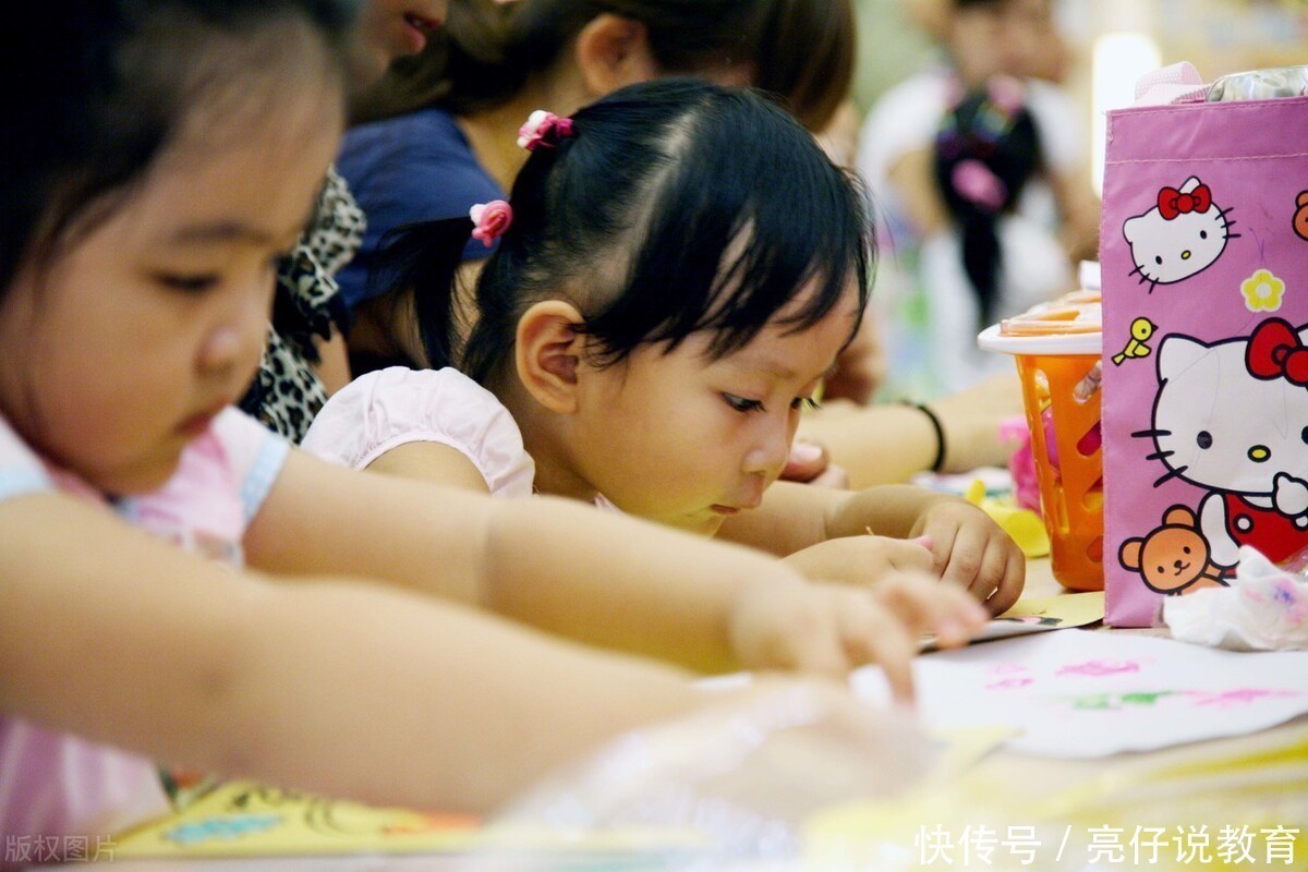 条件|孩子不讲理,喜欢谈条件,家长要注意:别再用这个句式