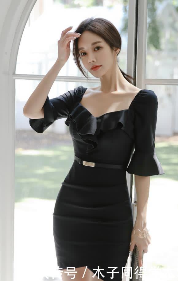 美人图鉴孙允珠：朔月珍珠墨香知韵荷叶连衣裙