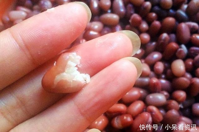 女人不想变黄脸婆，把它当零食吃，补血养颜睡眠好，找回年轻态