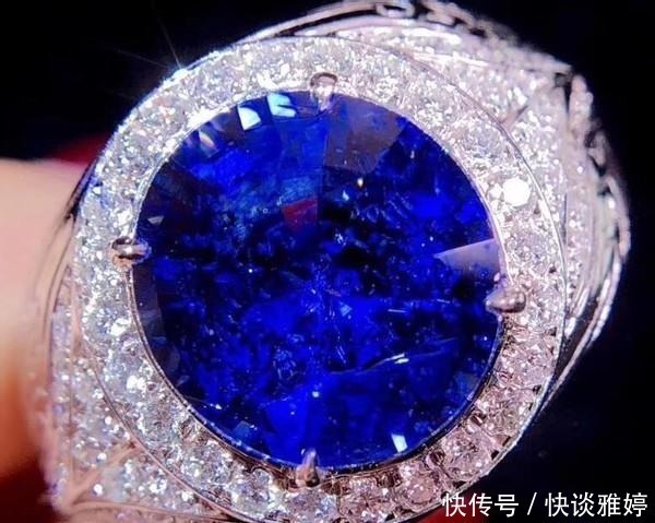 蓝宝石|比钻石还珍贵的宝石,散发出的神秘梦幻色,让皇室贵族都为之倾倒
